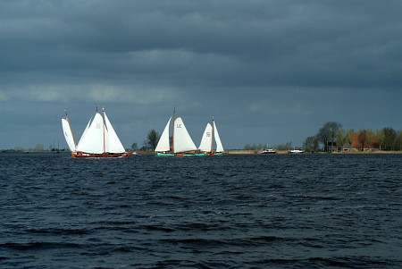 Foto van omgeving Boornzwaag, gemeente Skarsterlân, provincie Friesland (Fryslân) Foto van omgeving Boornzwaag, gemeente Skarsterlân, provincie Friesland (Fryslân)