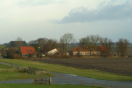 Foto van omgeving Hallum, gemeente Ferwerderadiel, provincie Friesland (Fryslân) Foto van omgeving Hallum, gemeente Ferwerderadiel, provincie Friesland (Fryslân)