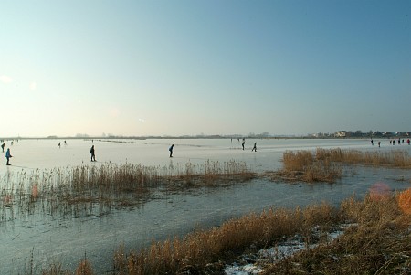 Foto van omgeving Sneek, gemeente Súdwest Fryslân, provincie Friesland (Fryslân) Foto van omgeving Sneek, gemeente Súdwest Fryslân, provincie Friesland (Fryslân)