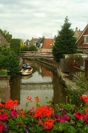 Foto van omgeving Arum, gemeente Súdwest Fryslân, provincie Friesland (Fryslân) Foto van omgeving Arum, gemeente Súdwest Fryslân, provincie Friesland (Fryslân)