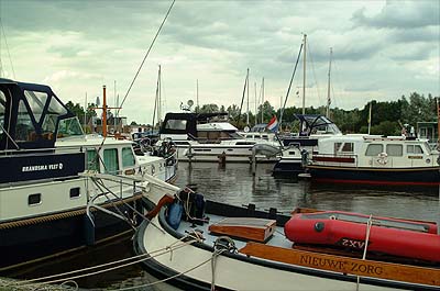 Foto van omgeving Boornzwaag, gemeente Skarsterlân, provincie Friesland (Fryslân) Foto van omgeving Boornzwaag, gemeente Skarsterlân, provincie Friesland (Fryslân)