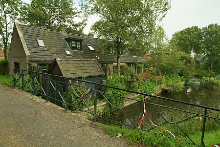 Foto van omgeving Peins, gemeente Franekeradeel, provincie Friesland (Fryslân) Foto van omgeving Peins, gemeente Franekeradeel, provincie Friesland (Fryslân)