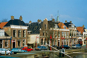 Foto van omgeving Makkum, gemeente Súdwest Fryslân, provincie Friesland (Fryslân) Foto van omgeving Makkum, gemeente Súdwest Fryslân, provincie Friesland (Fryslân)
