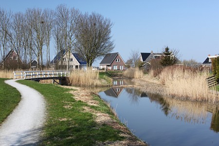 Foto van omgeving Pingjum, gemeente Súdwest Fryslân, provincie Friesland (Fryslân) Foto van omgeving Pingjum, gemeente Súdwest Fryslân, provincie Friesland (Fryslân)